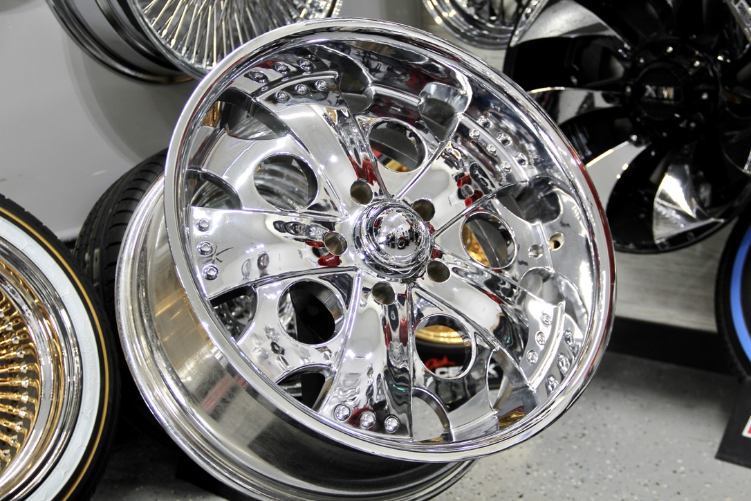 New Set (4) 20" Bazo B-1 Chrome 5x135mm Ford Wheels fit F-150 & Expedition Lincoln Navigator Select Years
