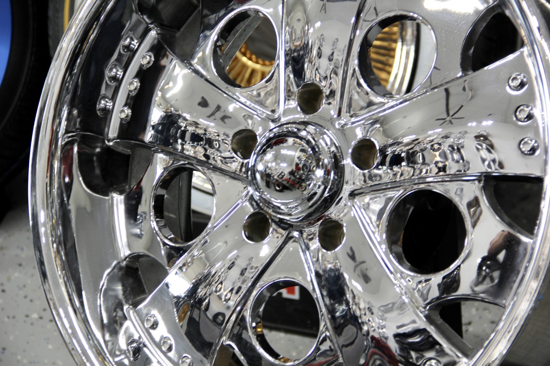 New Set (4) 20" Bazo B-1 Chrome 5x135mm Ford Wheels fit F-150 & Expedition Lincoln Navigator Select Years - Image 3