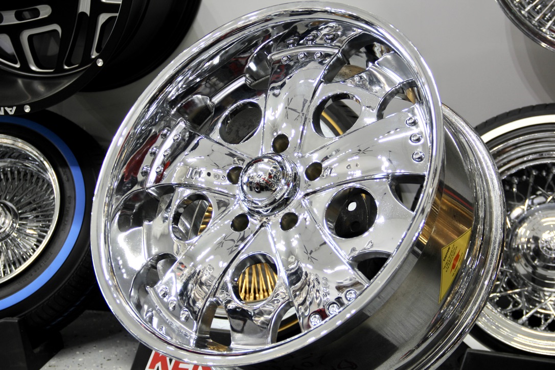 New Set (4) 20" Bazo B-1 Chrome 5x135mm Ford Wheels fit F-150 & Expedition Lincoln Navigator Select Years - Image 4