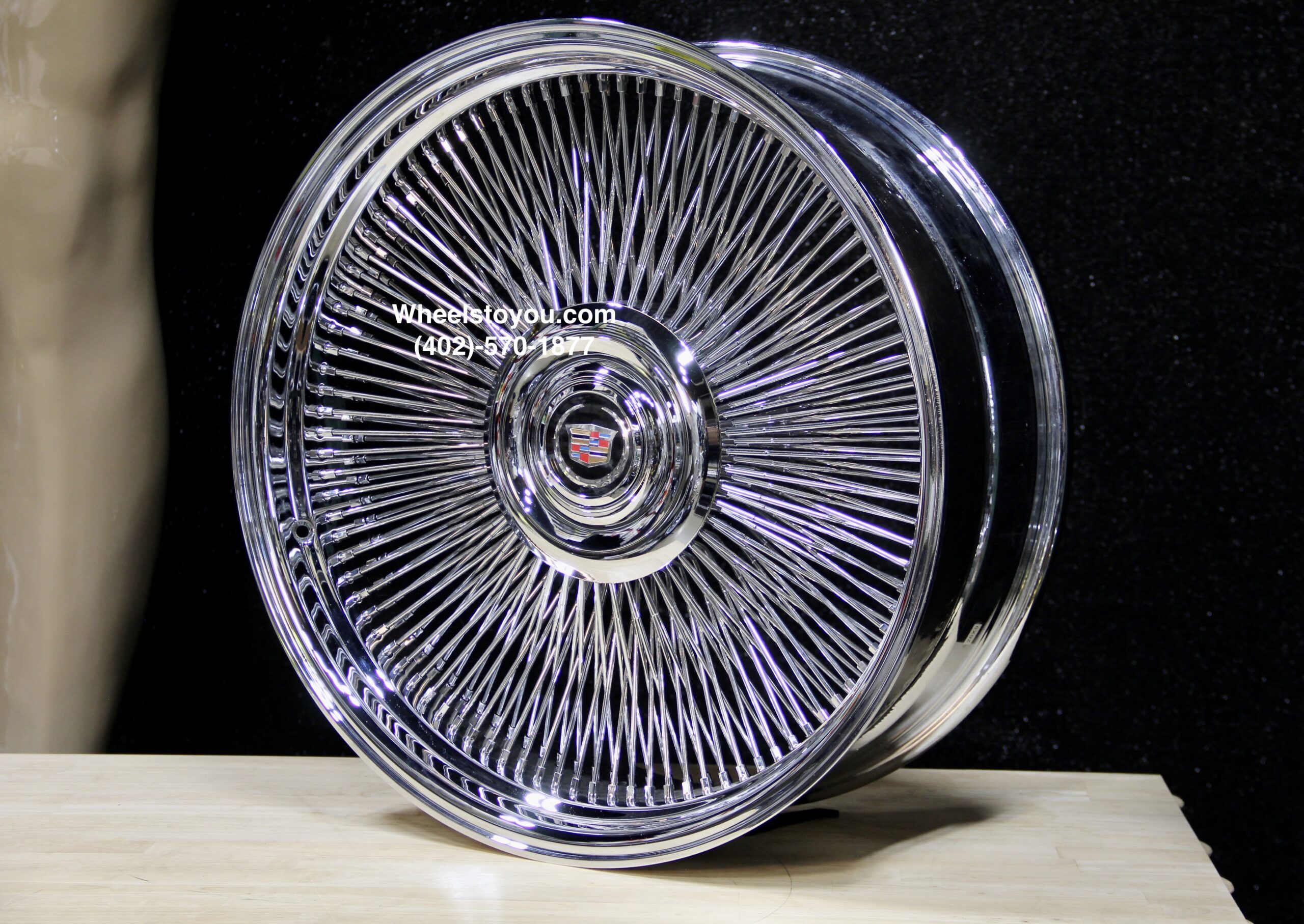 New Set (4) 26" Cadillac Chrome 200 Spoke Direct Bolt Wire Wheels With Floating Caddy Caps - Image 3