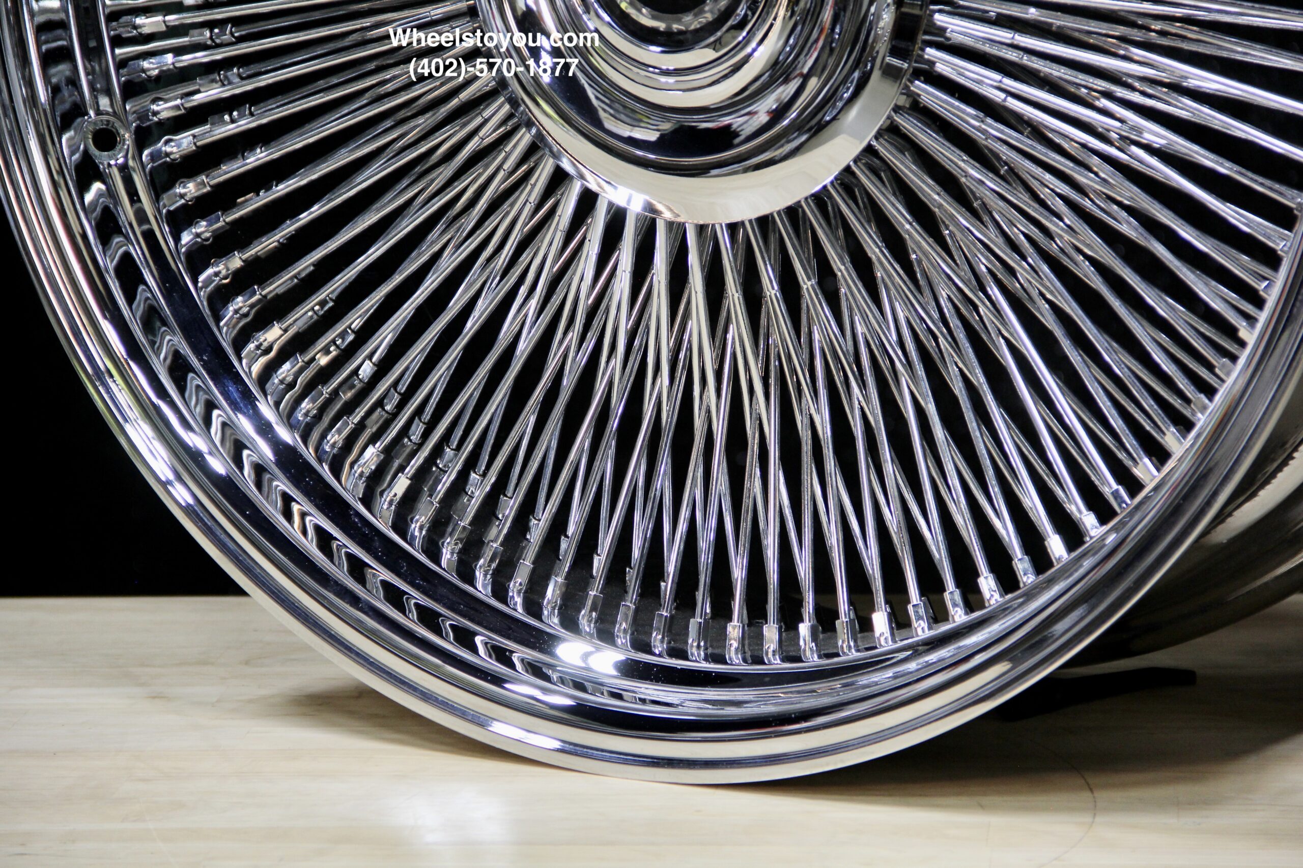 New Set (4) 26" Cadillac Chrome 200 Spoke Direct Bolt Wire Wheels With Floating Caddy Caps - Image 8
