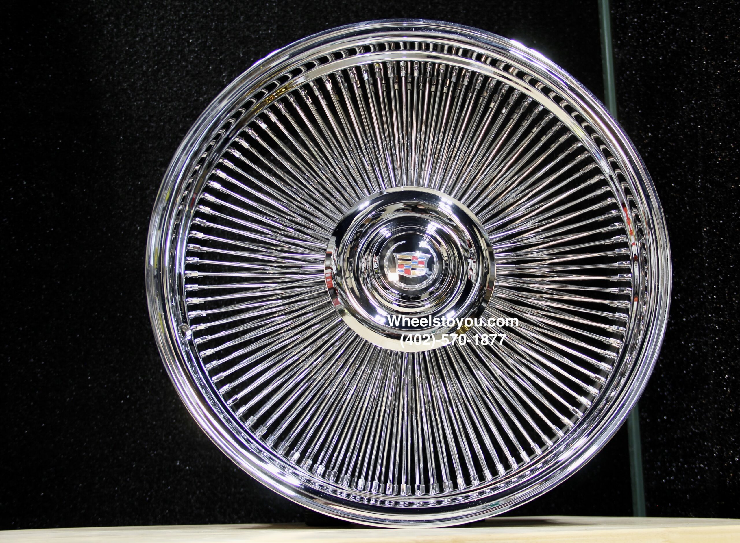 New Set (4) 26" Cadillac Chrome 200 Spoke Direct Bolt Wire Wheels With Floating Caddy Caps