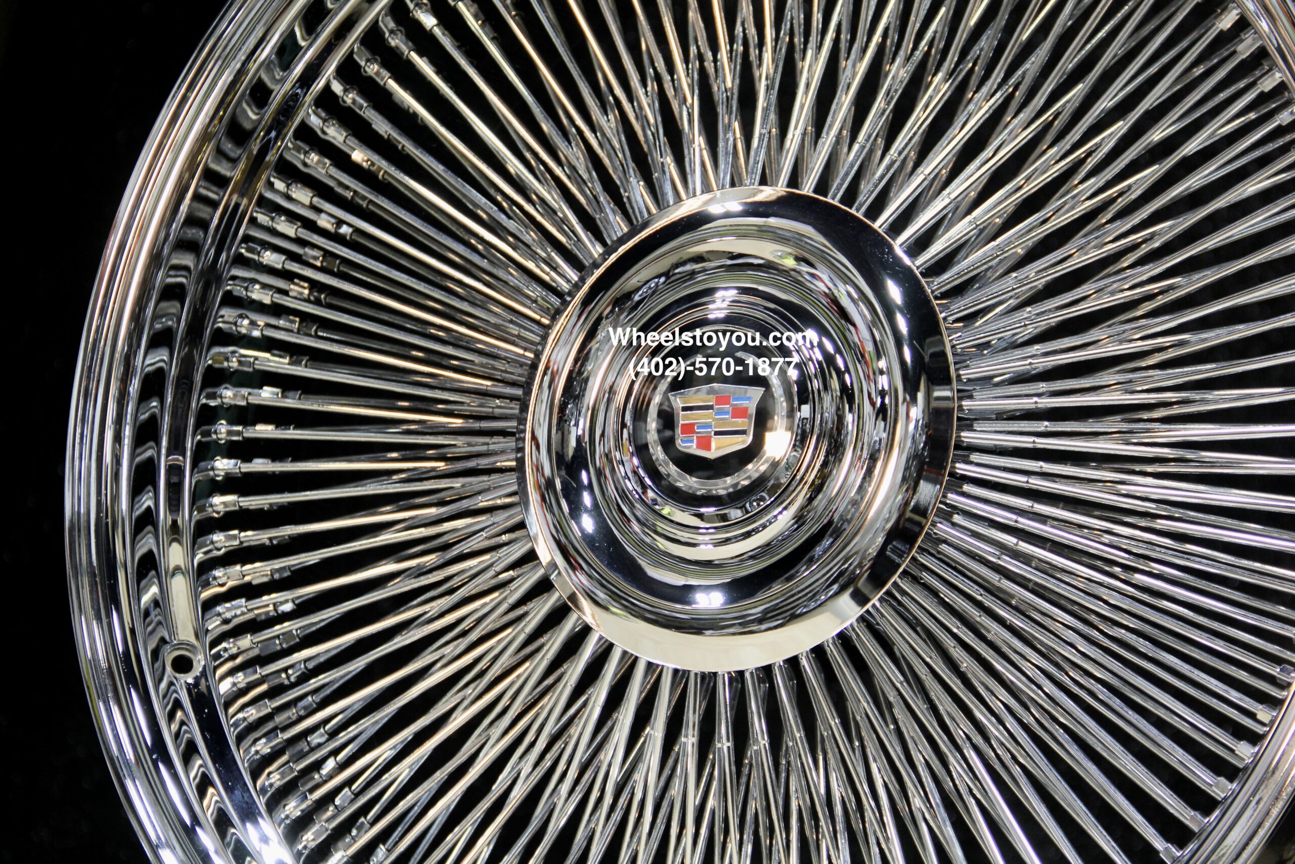 New Set (4) 26" Cadillac Chrome 200 Spoke Direct Bolt Wire Wheels With Floating Caddy Caps - Image 6